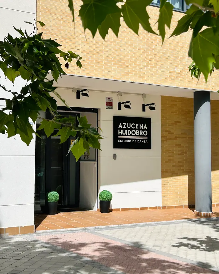 Azucena Huidobro Estudio de Danza — baile-studio en San Nicasio, Leganés — 3