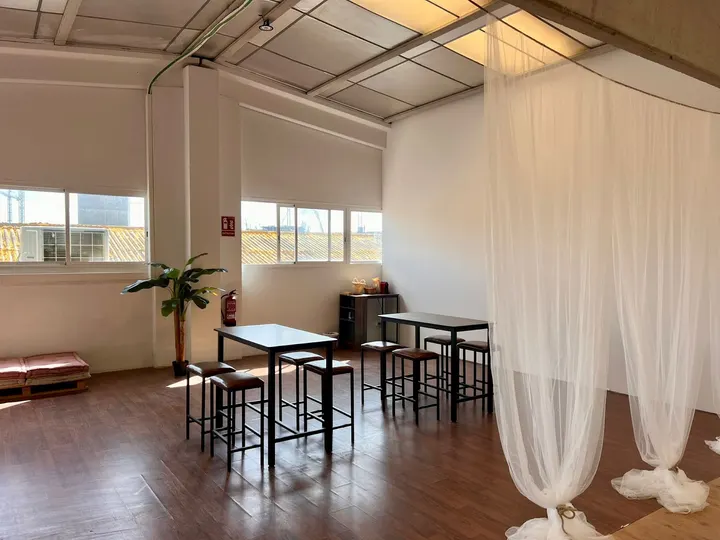 CODA DANCE & FITNESS — estudio de fitness-studio en Les Roquetes — 2