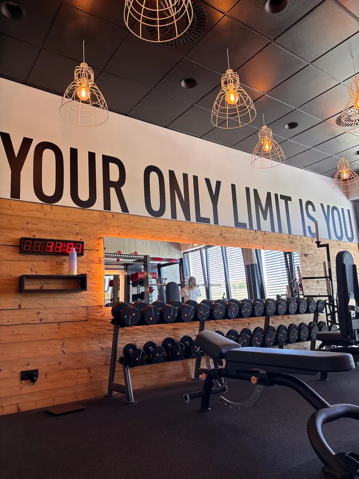Vivana Fitness- und Wellnesspark — Fitnessstudio in Winkel, Oestrich-Winkel