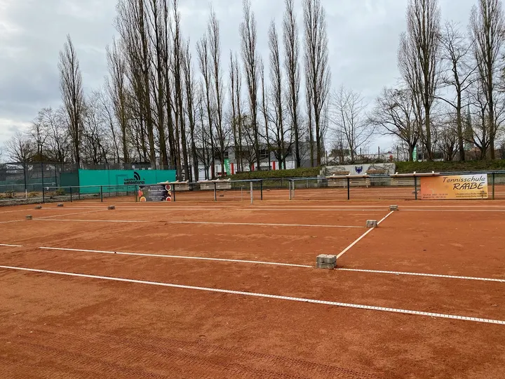 Tennisschule Raabe — Kampfsport in Hüxtertor / Mühlentor / Gärtnergasse, Lübeck