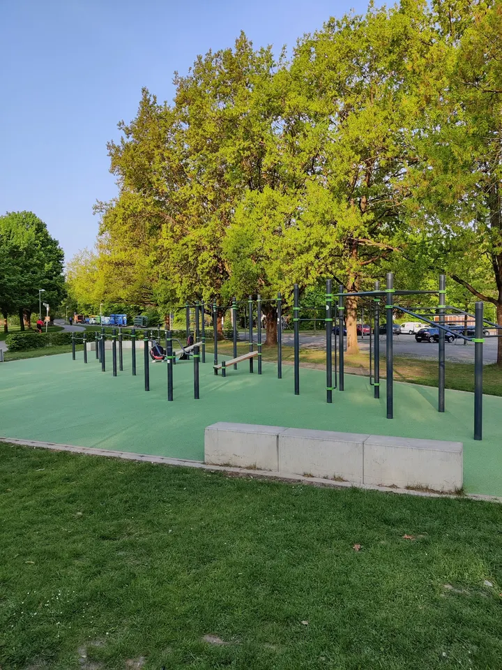 Calisthenics Park am Sportleistungszentrum — Calisthenics in Calenberger Neustadt, Hannover