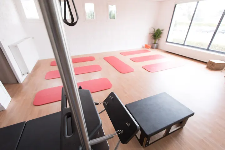 Pilates Bordeaux Rive Droite ® 38 les prés de l'église 33370 Pompignac — pilates-studio à Bordeaux — 3
