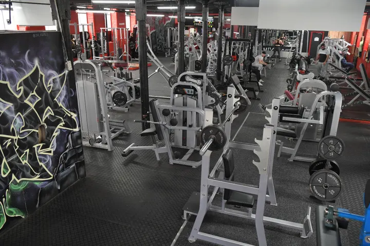 Maxxout gym ltd — Fitness Studio in Clayton, Bradford