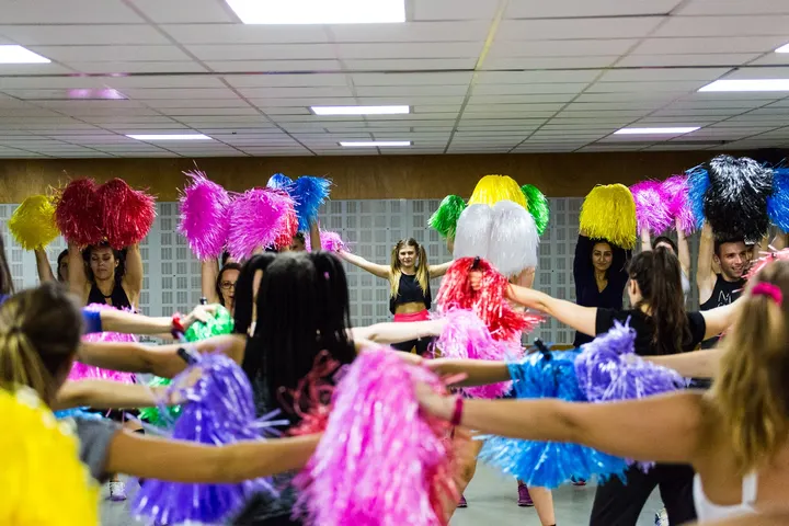 Elise Pompom Girl — danse-studio à Paris — 3