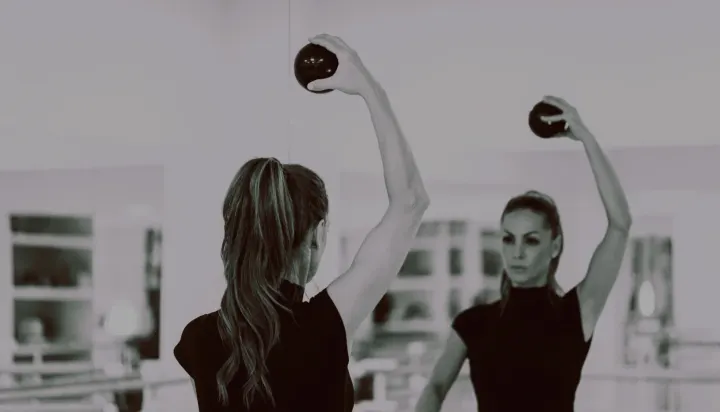 STUDIO BARRE VALLADOLID — barre-studio en Parque Alameda - Paula López, Valladolid — 2