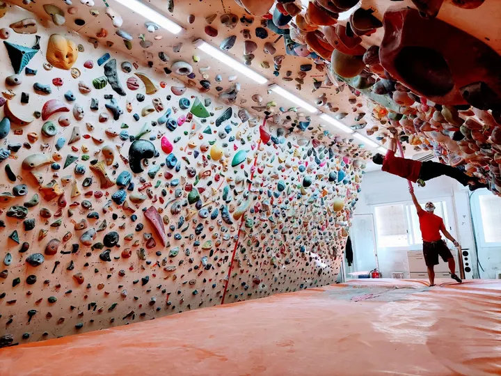 Freebloc Barcelona - Gimnasio de escalada — escalada-studio en Barcelona — 5