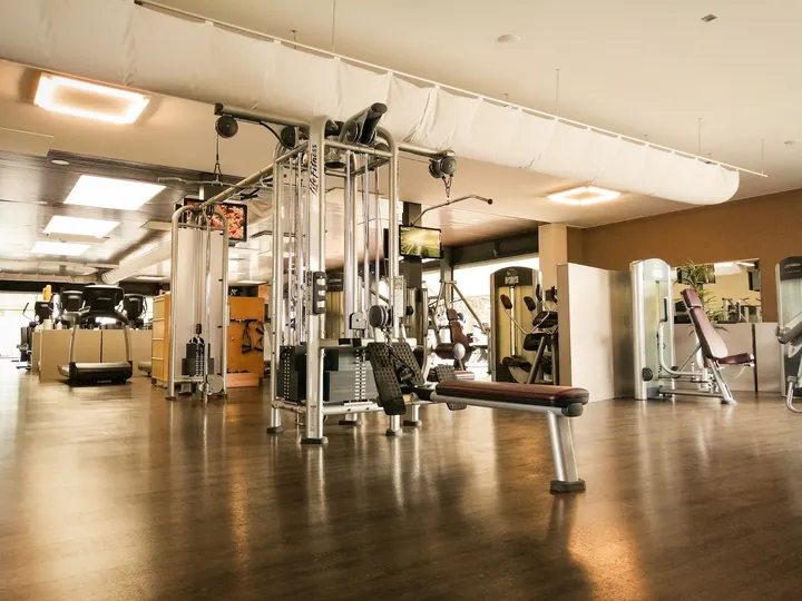 VAN DE BEEK — fitnessstudio in Vechelde — 5