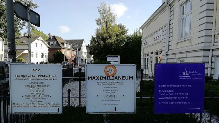Back and Shoulder — pilates-studio in Nienstedten, Hamburg — 2