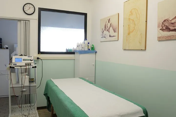 Fisiocenter Centro di Cure Fisiche & Massaggi — wellness-studio a Sesto Fiorentino — 3