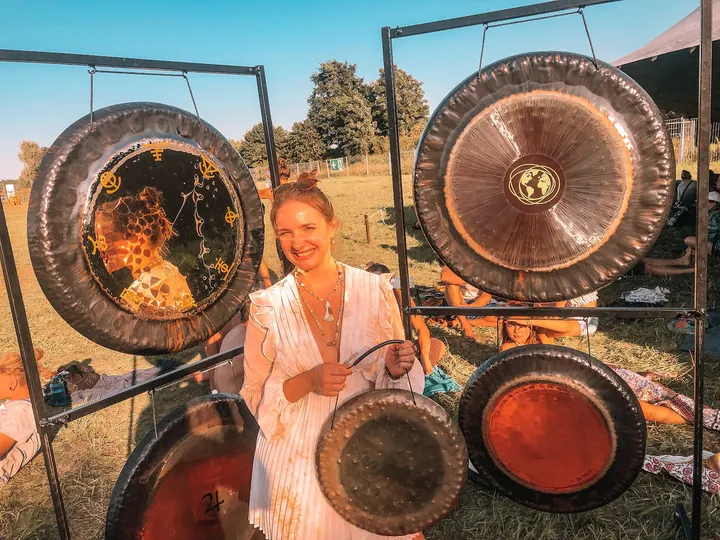 Gong with Frida — Meditation in Gesundbrunnen, Berlin