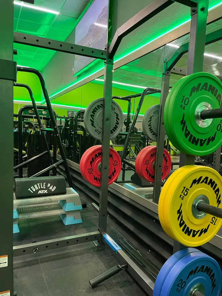 PHYSICAL FITNESS GYM — estudio de fitness-studio en Almería — 4