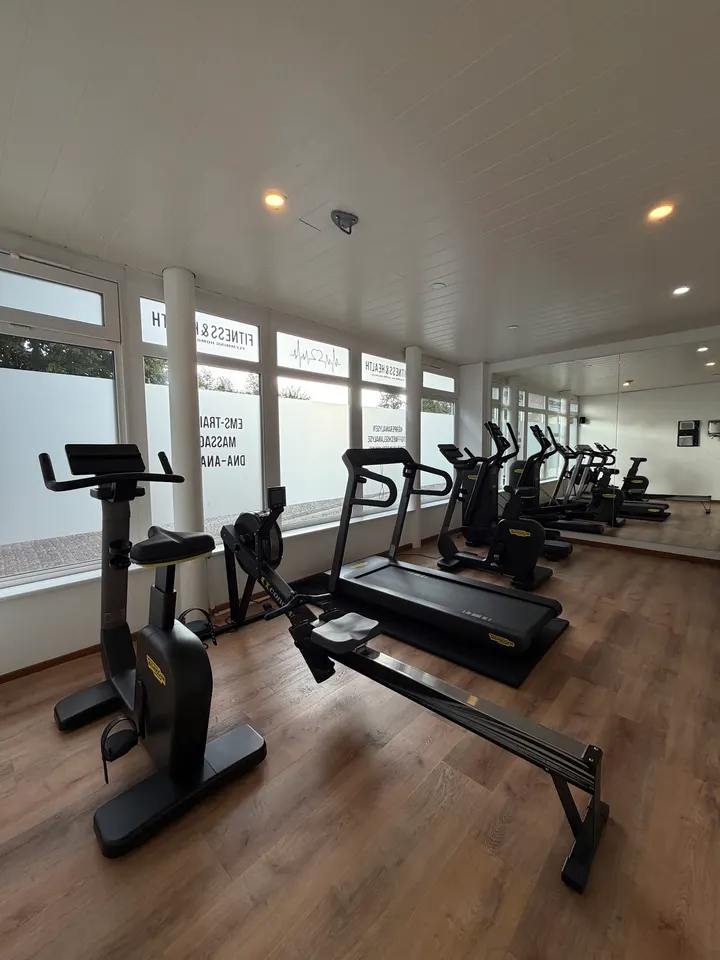 Fitness & Health Lennestadt — ems-training-studio in Altenhundem, Lennestadt — 3