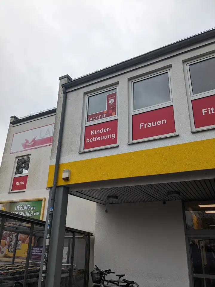 Lady Fit an der Lesum — fitnessstudio in Burglesum, Bremen — 2