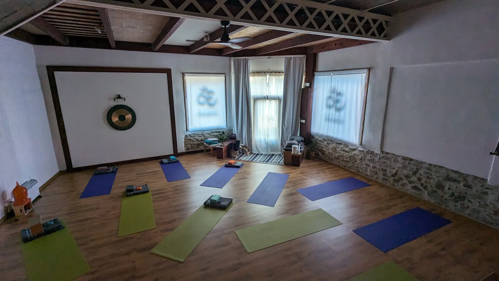 Escola De Ioga Kumari — yoga-studio en Tona — 5