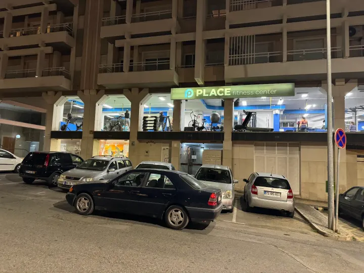 PLACE — Ginásio em Faro (Sé e São Pedro), Faro