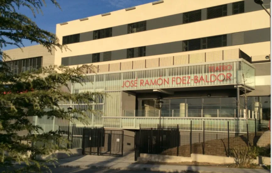 Escuela Profesional De Danza San Ignacio De Loyola — baile-studio en Los Bomberos — 4