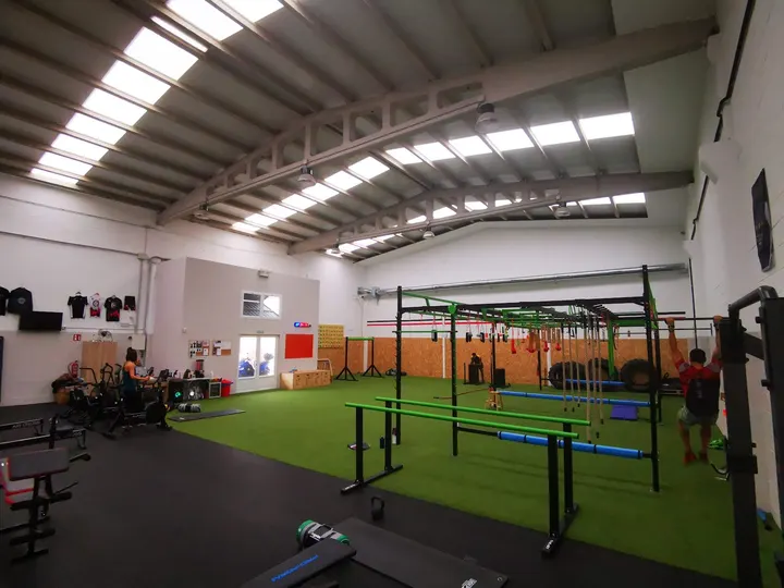 GIMNASIO GASTEIZ TRAINNING — entrenamiento funcional-studio en Adurtza, Vitoria-Gasteiz — 3