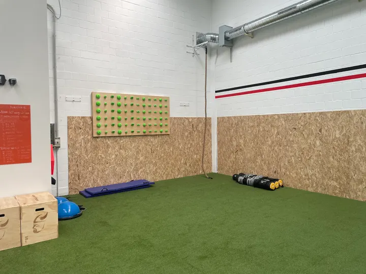 GIMNASIO GASTEIZ TRAINNING — entrenamiento funcional-studio en Vitoria-Gasteiz — 5