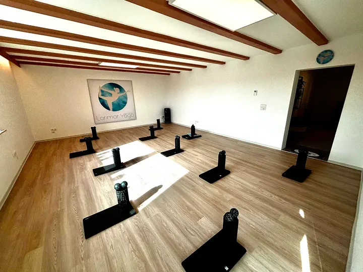 Larimar Yoga & Meer GbR — Yoga in Rottenbauer, Würzburg