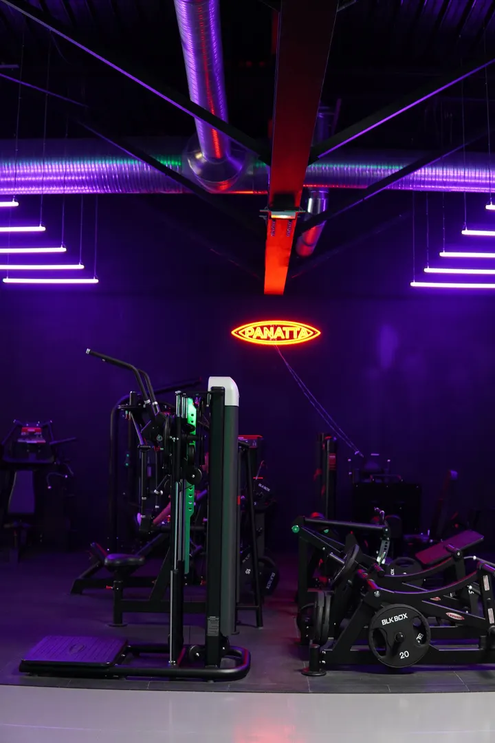 RECORD FITNESS ST CYR — salle de fitness-studio à Saint-Cyr-sur-Loire — 3