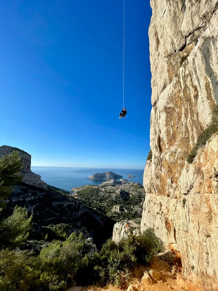 Entre2Hauts Fred Million-Via Ferrata — escalade-studio à Marseille — 3