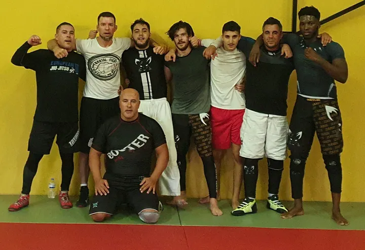 Izards Grappling Club — JJB aux Izards-Trois Cocus, Toulouse