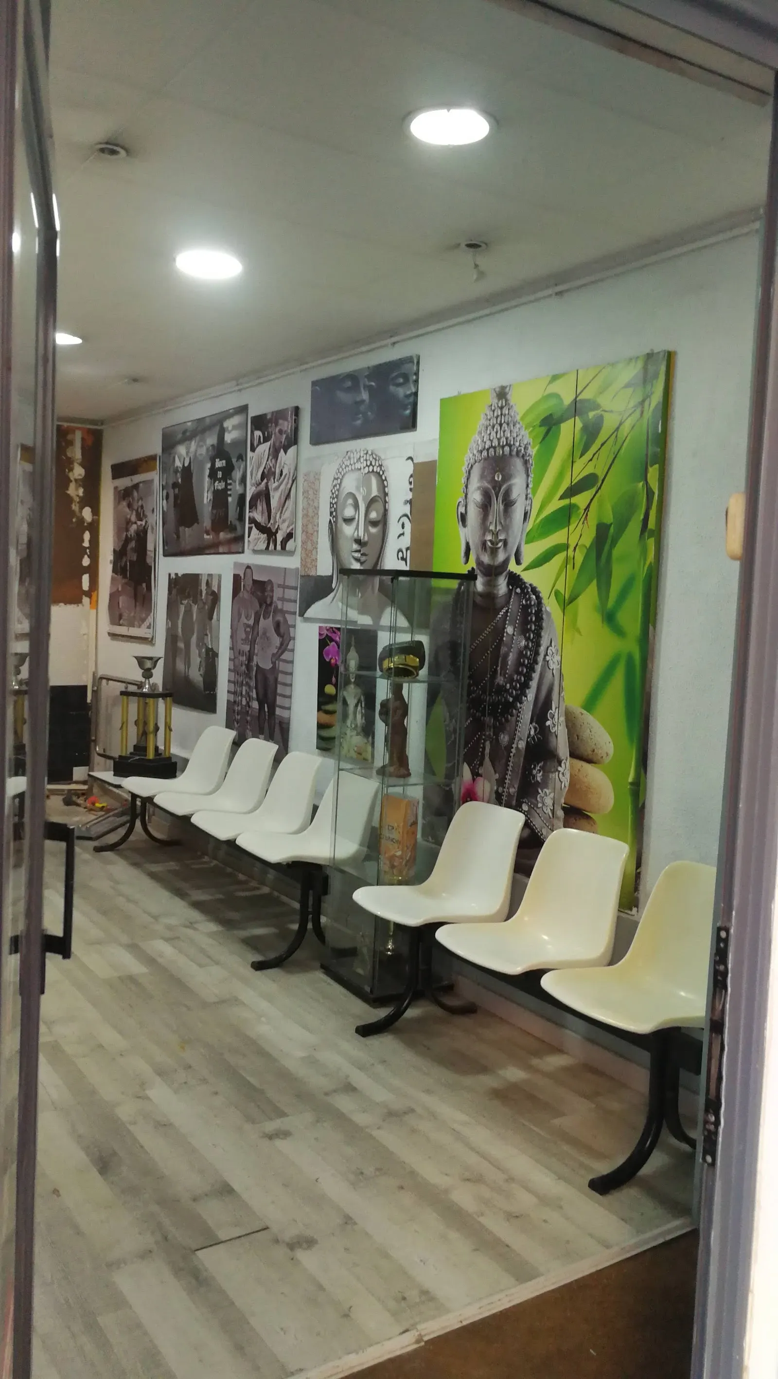 Club Deportivo Edgar Sport — artes marciales-studio en L'Hospitalet de Llobregat — 3