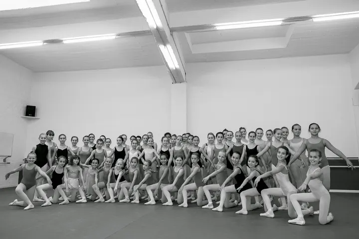 SYNOPSIS — danse-studio à Perpignan — 4
