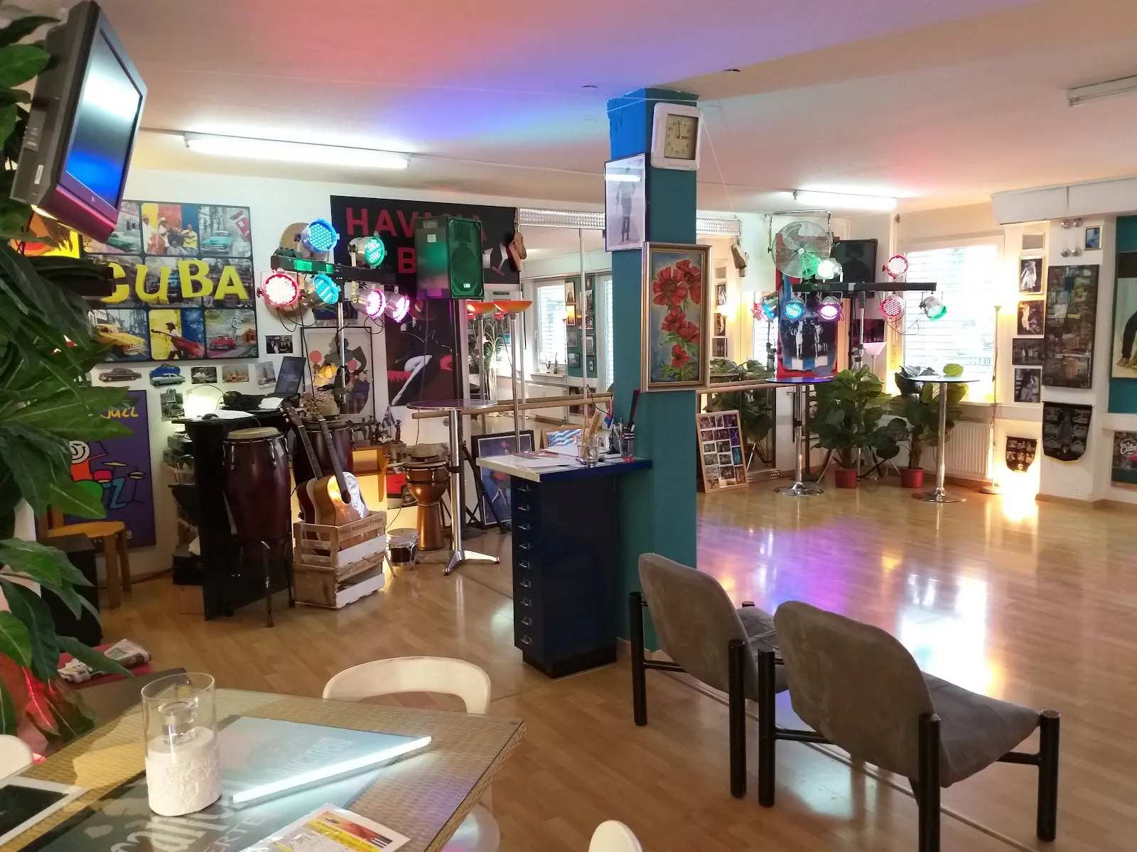 CARICIA Afro-Latino-Tanzschule im CASA CUBA — tanz-studio in Karlsruhe — 3