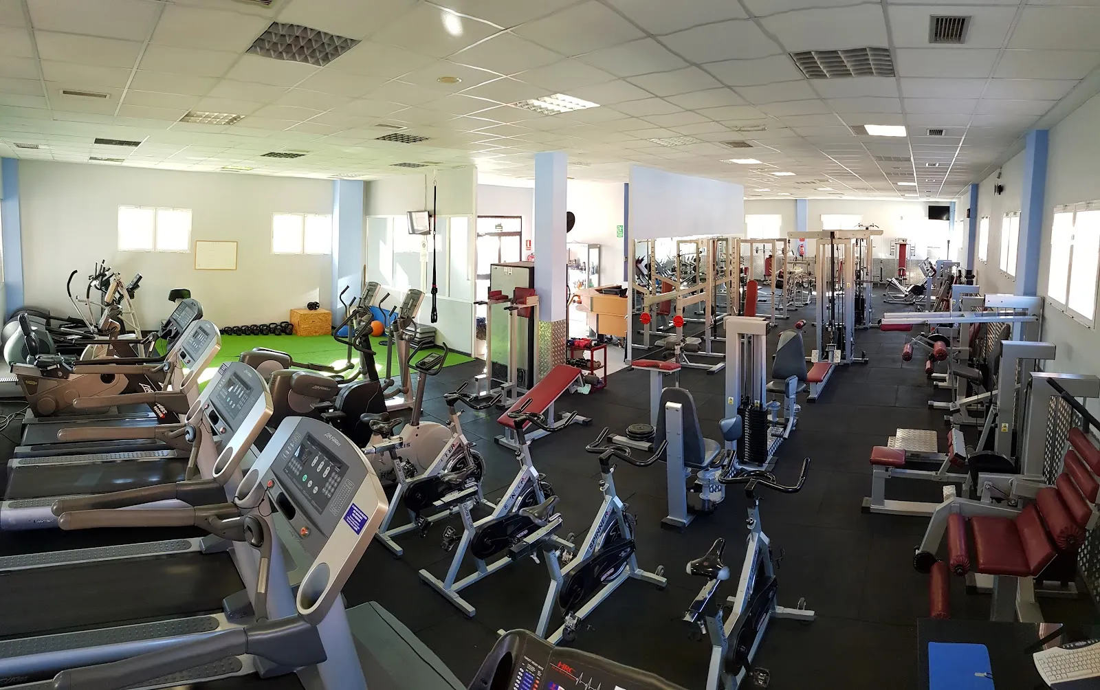 Crom Sport Fitness Club — estudio de fitness-studio en Azuqueca de Henares — 3