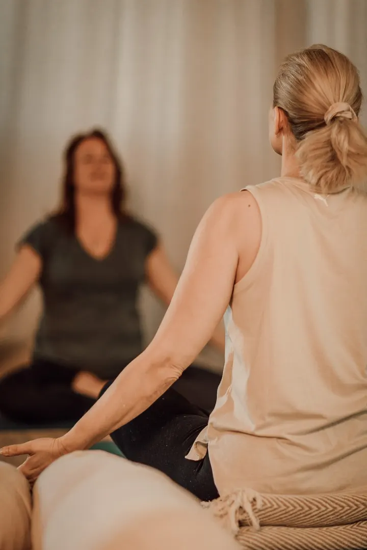 Vila och värme — yoga-studio i Eriksberg, Göteborg — 2