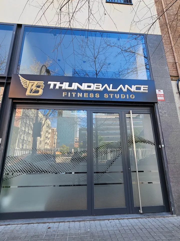 ThundBalance — entrenamiento personal-studio en Sant Martí, Barcelona — 3