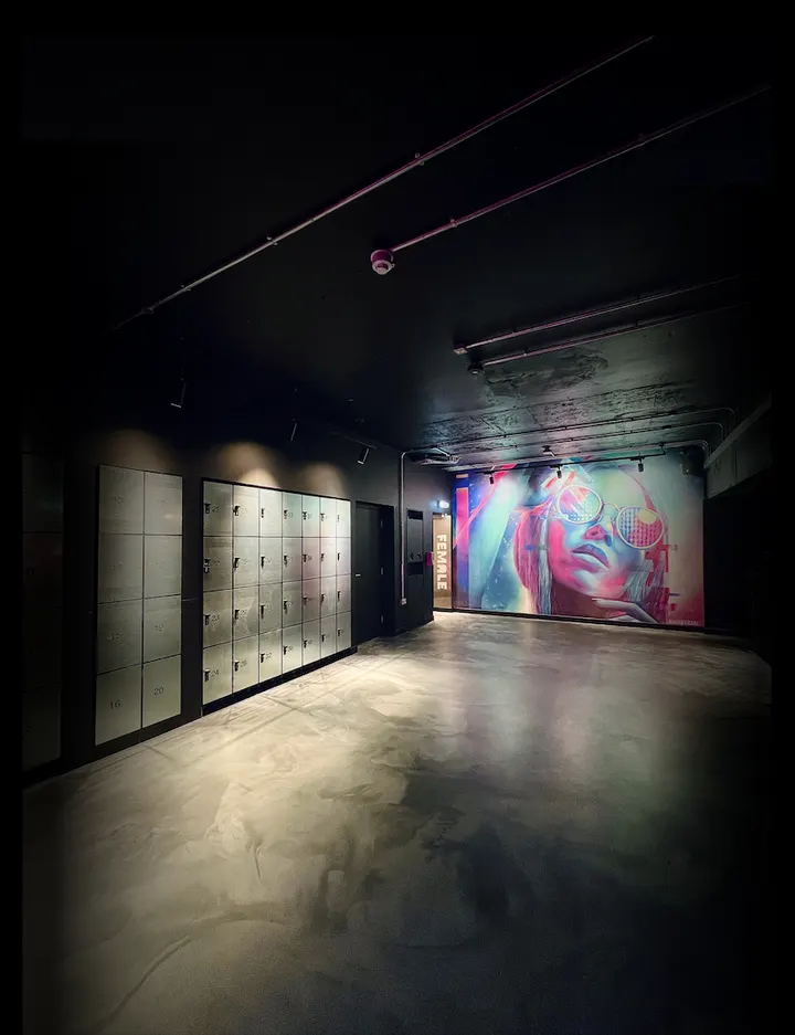 Luxe Fitness Bristol City — Fitness Studio in City Centre, Bristol