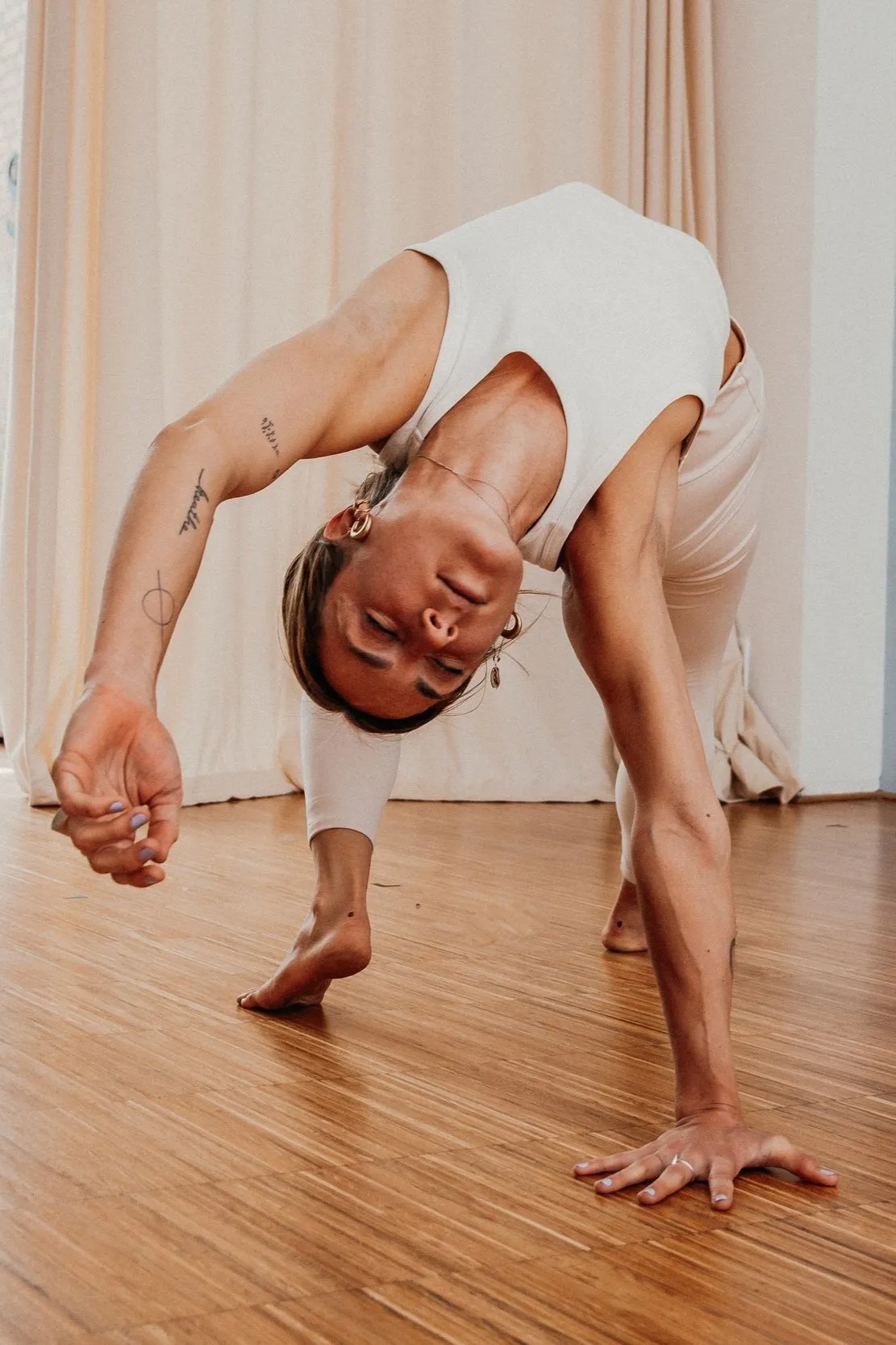 Online - YES!YOGA_ — yoga-studio i Köln — 4