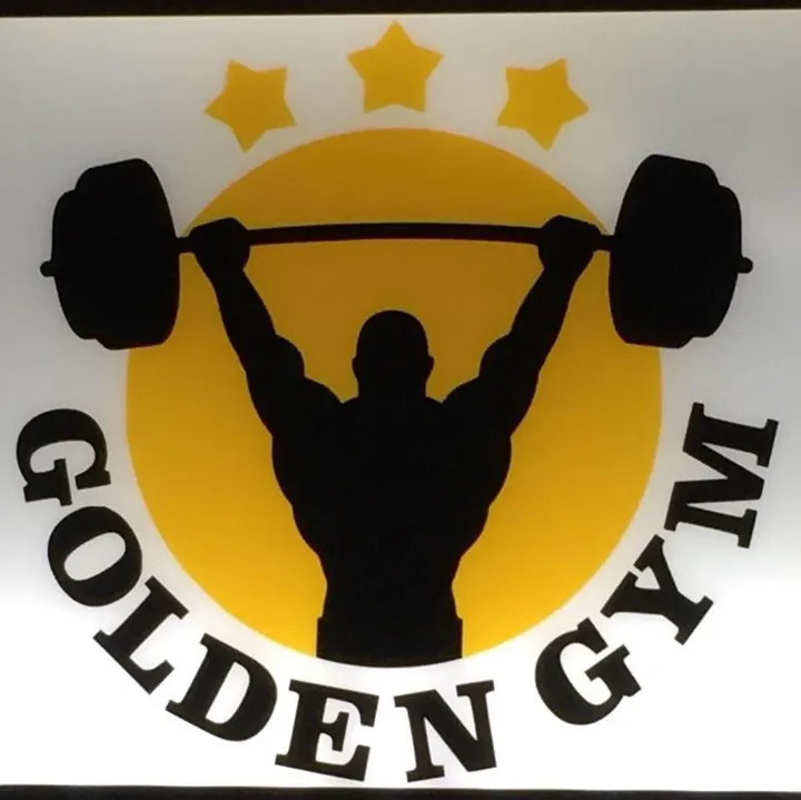 Fitness Center Golden Gym — Fitnessstudio in Ahausen, Landau / Isar