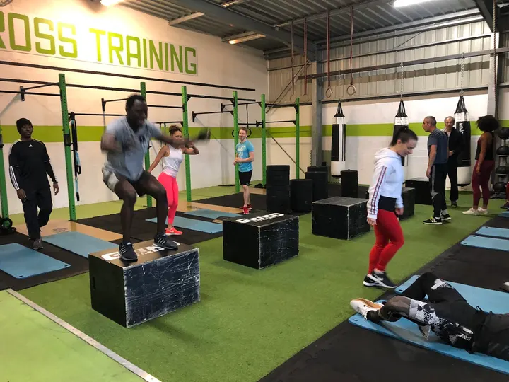 GRIND FITNESS — salle de fitness-studio à La Vecquerie, Saint-Nazaire — 3
