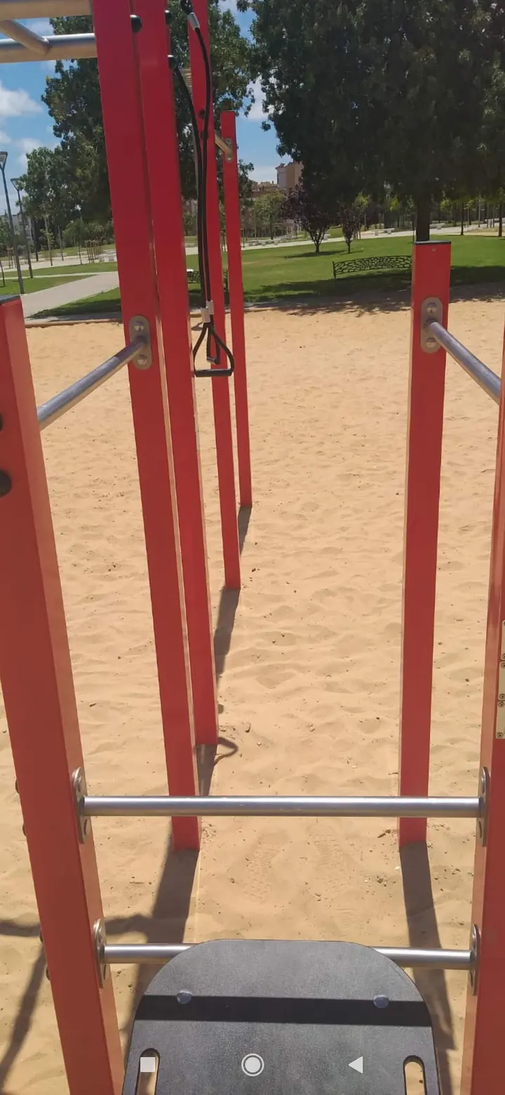Parque de calistenia Huelva — entrenamiento funcional-studio en Huelva — 2