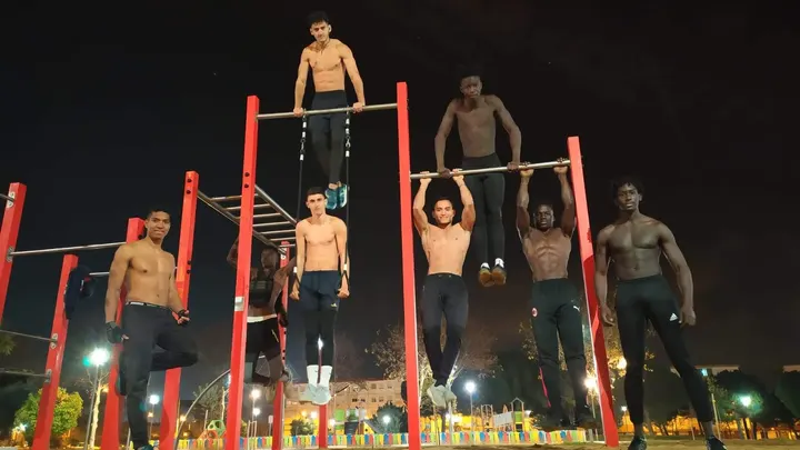 Parque de calistenia Huelva — entrenamiento funcional-studio en Huelva — 3
