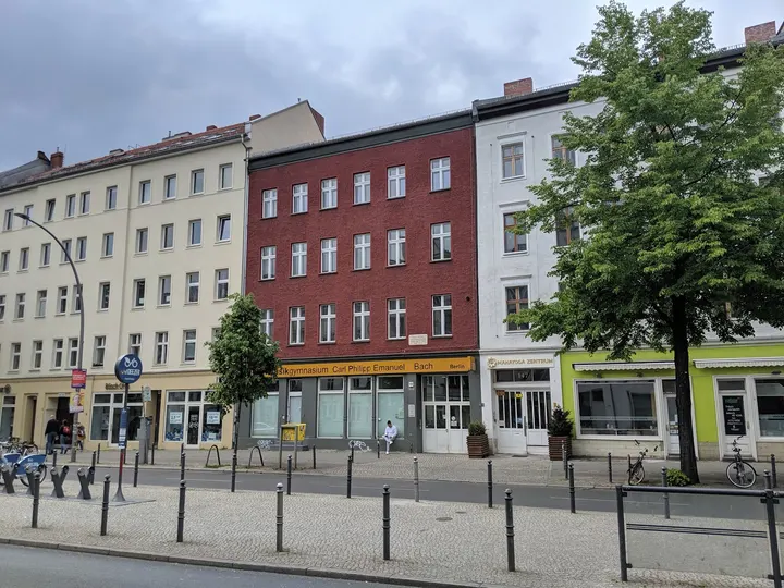 Deutsche Akademie für traditionelles Yoga e.V. (in Berlin) — yoga-studio in Berlin — 3