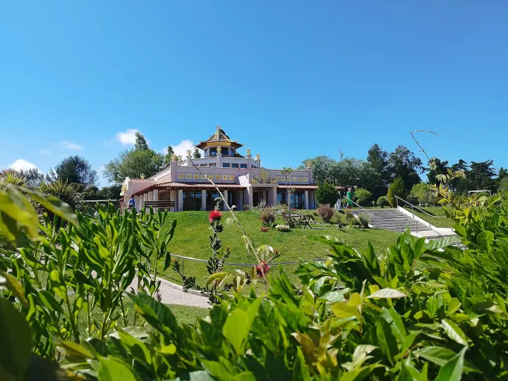 Centro de Meditação Kadampa Deuachen — meditação-studio em Sintra — 3