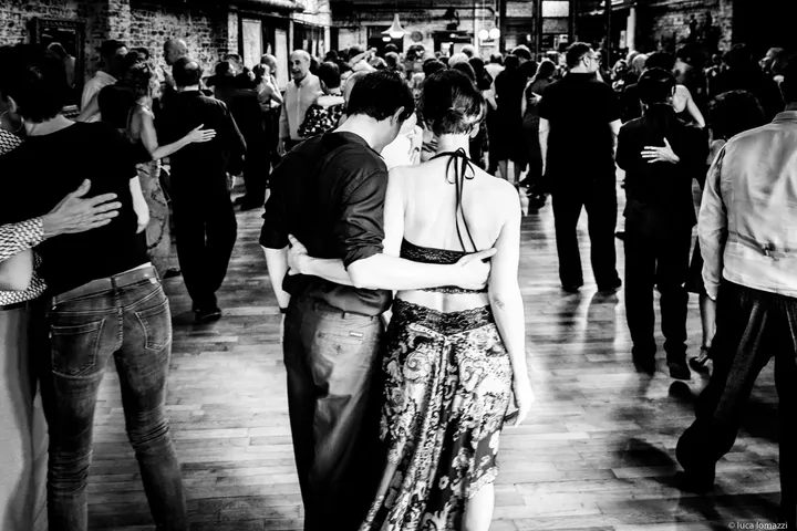 Tango Argentin, cours et stages, à la Maison de Quartier de Villejean — danse-studio à Villejean, Rennes — 3