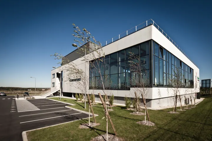 CLUB belinann — salle de fitness-studio à Chanteloup-en-Brie — 4
