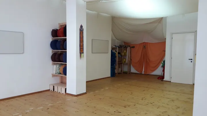 ASD Sunyasunya Carducci — yoga-studio a Consiglio di Zona 6, Livorno — 2