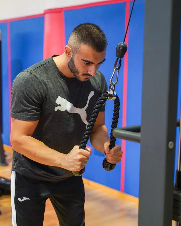 Arhena Palasport — sala pesi-studio a Cagliari — 4