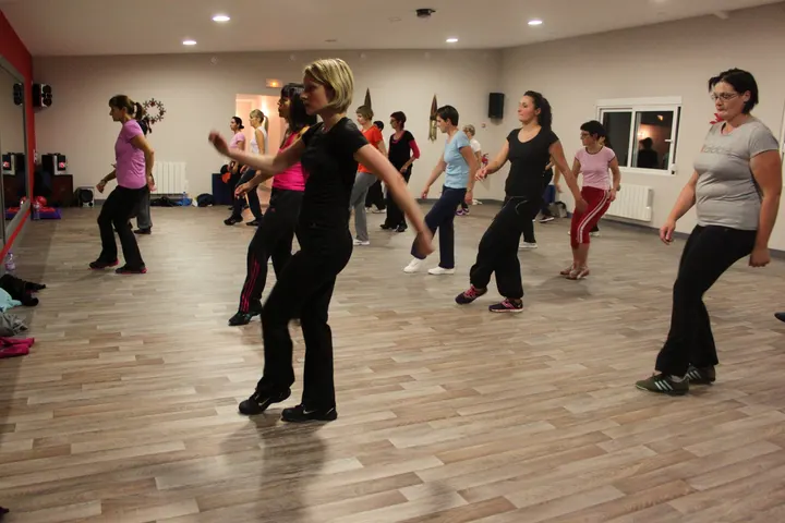 Tonic Fitness — salle de fitness-studio à Rai — 2