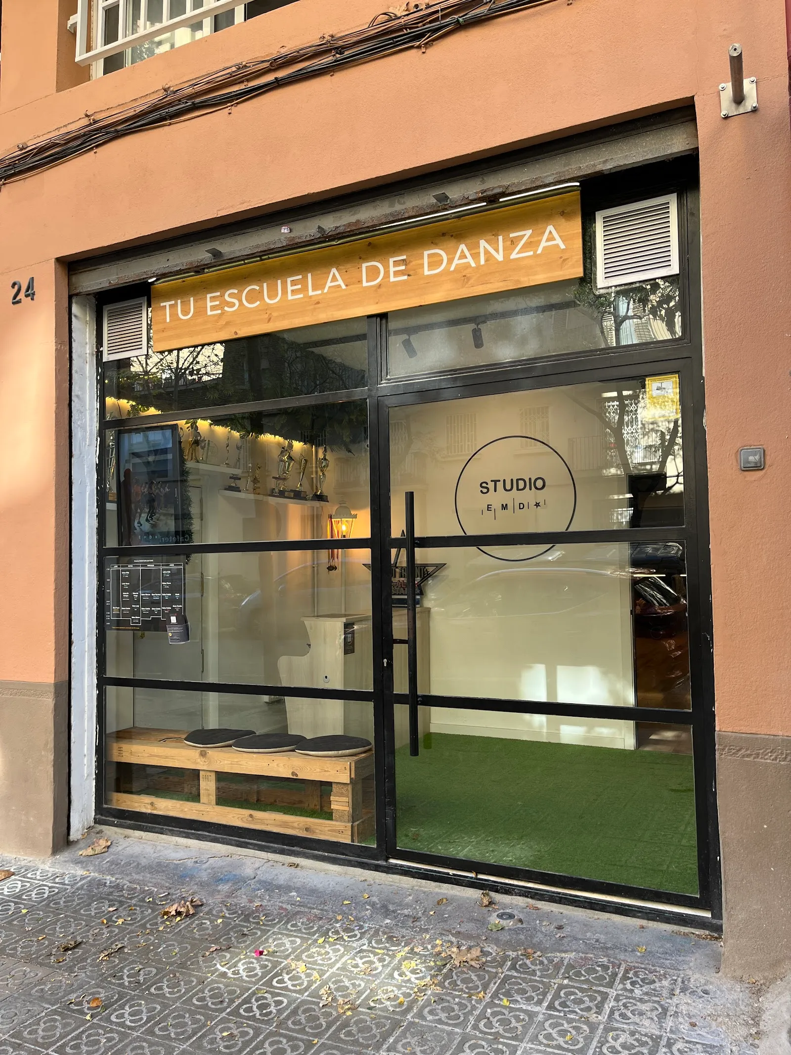 EMDSTUDIO · Tu Escuela De Salsa Caleña — baile-studio en Sant Andreu, Barcelona — 2