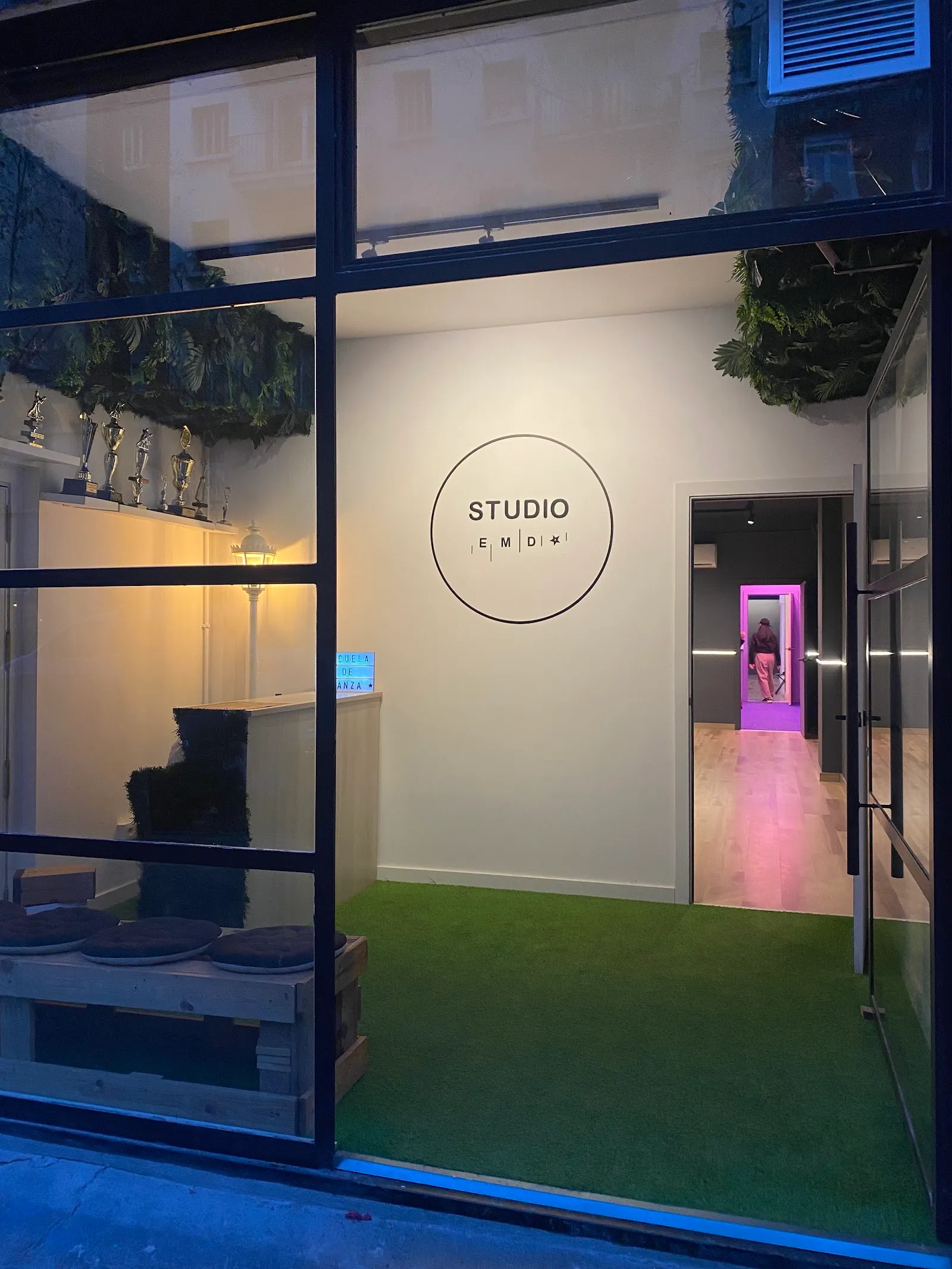 EMDSTUDIO · Tu Escuela De Salsa Caleña — baile-studio en Sant Andreu, Barcelona — 3