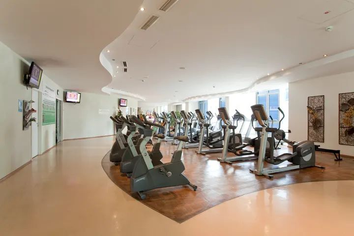 NEUE MITTE FITNESS — fitnessstudio in Jena — 4