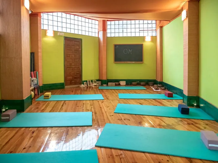Om Yoga Zaragoza — yoga-studio en Zaragoza — 3