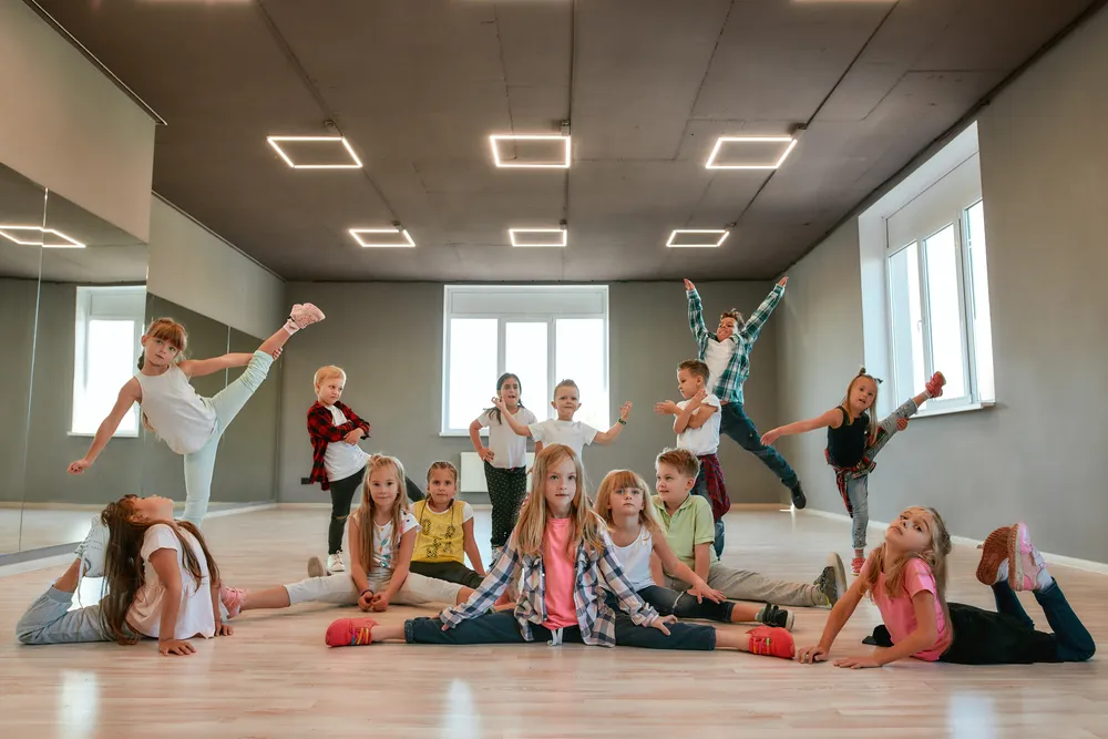 Escuela de Música y Danza Ritmo — baile-studio en Vista Alegre - G3, Burgos — 3